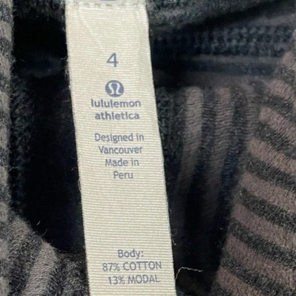 Lululemon In A Cinch Long Sleeve Tee pullover Heathered black & grey striped 4 - Picture 8 of 11